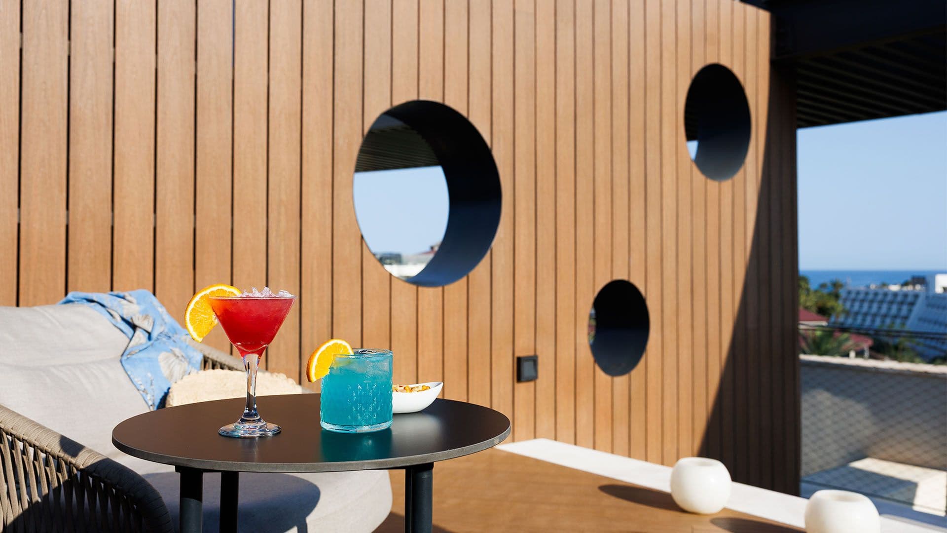 Sky Bar 2